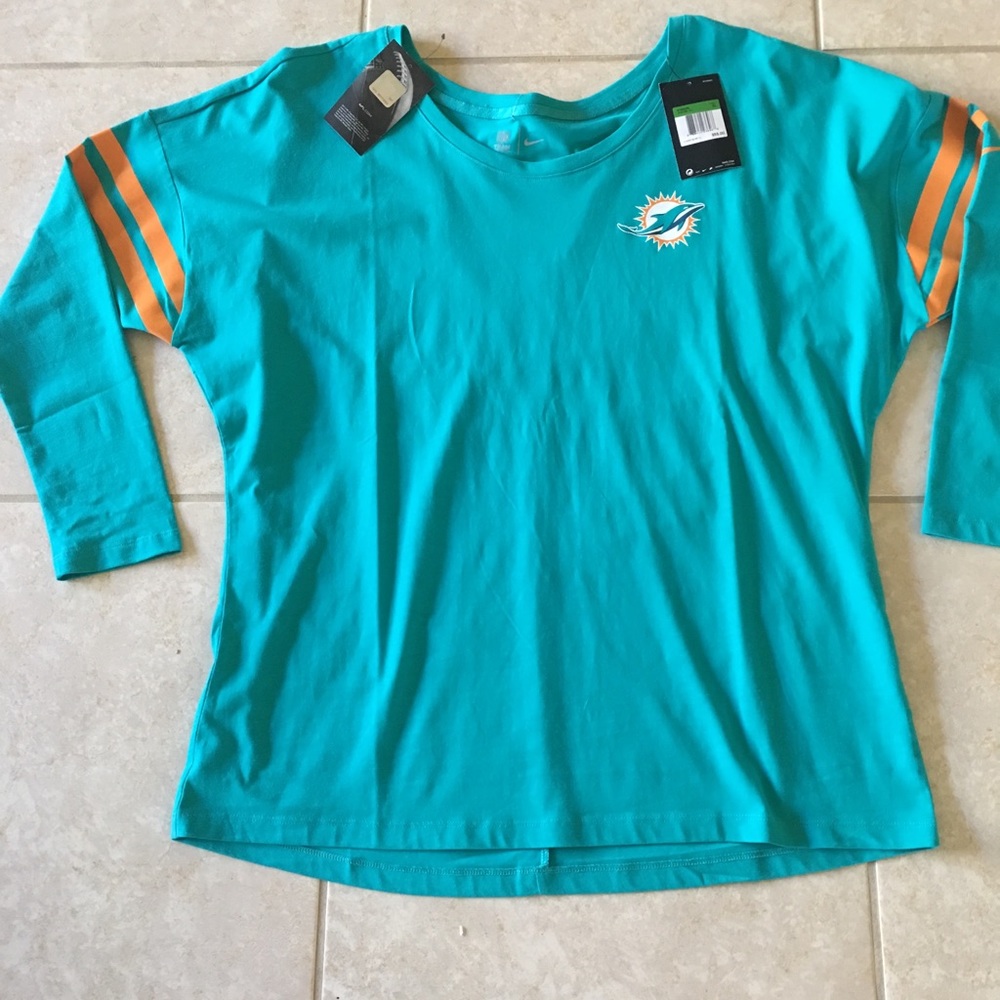 Woman’s NWT Dolphin Team NFL Shirt Raglan Sleeves